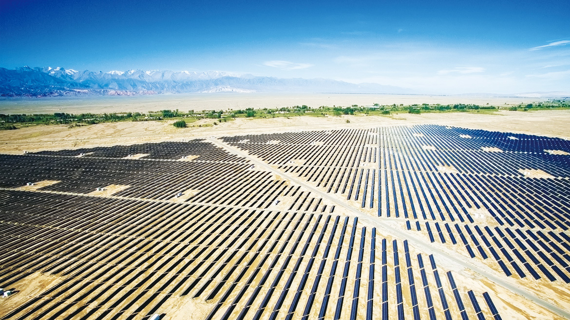 for-the-successful-completion-of-the-future-guorun-dongdongtan-100mw-photovoltaic-power-generation-project